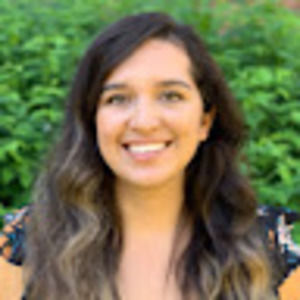 Meet your Posher, Adriana